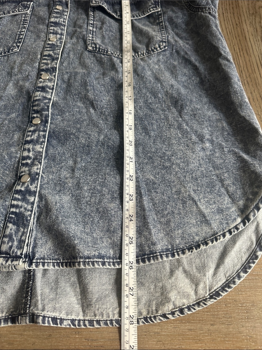Jane + Delancey Acid Wash Denim Western Snap Shacket Shirt XL - Picture 5 of 7
